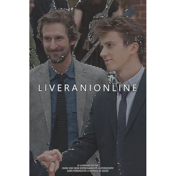 Left to right: Ray McKinnon plays Wes Warnicker and Kenny Wormald plays Ren in FOOTLOOSE, from Paramount Pictures and Spyglass Entertainment. / Foto di scena del film Footloose - AG. ALDO LIVERANI SAS- ITALY ONLY *** Local Caption *** .