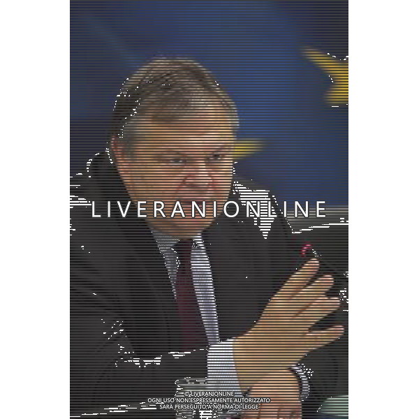 (110927) -- ARTHENS, Sept. 27, 2011 () -- Greek Finance Minister Evangelos Venizelos stresses in a press conference on Sept. 27, 2011 in Athens that Greece will be granted the sixth EU/IMF aid installment \'in time\' to avoid default this October. (/Marios Lolos) Atene , Grecia , Il Ministro delle Finanze greco Evangelos Venizelos in una conferenza stampa in merito all\'aiuto da parte dell\'UE- AG. ALDO LIVERANI SAS- ITALY ONLY *** Local Caption *** .