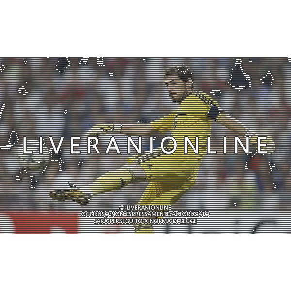 Real Madrid\'s Iker Casillas during UEFA Champions League match. September 27, 2011. (ALTERPHOTOS/Alvaro Hernandez) /AG ALDO LIVERAN SAS ITALY ONLY