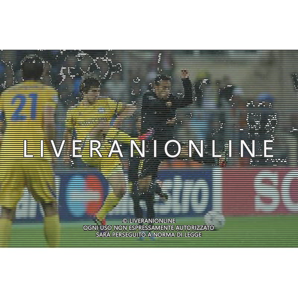 MINSK 28.09.2011 MECZ 2. KOLEJKA LIGA MISTRZOW GRUPA H SEZON 2011/2012: BATE BORYSOW - FC BARCELONA --- UEFA CHAMPIONS LEAGUE GROUP H MATCH: BATE BORISOV - FC BARCELONA THIAGO ALCANTRA FOT. PIOTR KUCZA / NEWSPIX.PL --- Newspix.pl BATE BORISOV - BARCELONA champions league ©AG ALDO LIVERANI SAS - ITALY ONLY - *** Local Caption *** .
