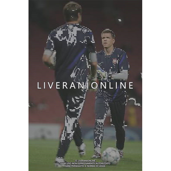 Arsenal\'s Wojciech Szczesny and Arsenal\'s Lukasz Fabianski Football - UEFA Champions League - Group F - Arsenal v Olympiacos FC - Wed 28 Sep 2011 - Emirates Stadium - London - UK Foto: Michal Zemanek / Newspix.pl LIGA MISTRZOW SEZON 2011/2012 PILKA NOZNA ARSENAL LONDYN vs OLYMPIAKOS PIREUS --- Newspix.pl ARSENAL OLYMPIACOS - CHAMPIONS LEAGUE - ©AG ALDO LIVERANI SAS ITALY ONLY -. *** Local Caption *** .