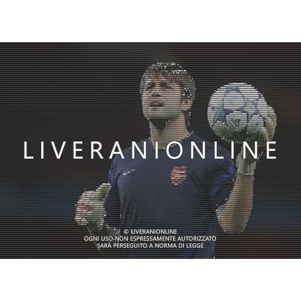 Arsenal\'s Lukasz Fabianski Football - UEFA Champions League - Group F - Arsenal v Olympiacos FC - Wed 28 Sep 2011 - Emirates Stadium - London - UK Foto: Michal Zemanek / Newspix.pl LIGA MISTRZOW SEZON 2011/2012 PILKA NOZNA ARSENAL LONDYN vs OLYMPIAKOS PIREUS --- Newspix.pl ARSENAL OLYMPIACOS - CHAMPIONS LEAGUE - ©AG ALDO LIVERANI SAS ITALY ONLY -. *** Local Caption *** .