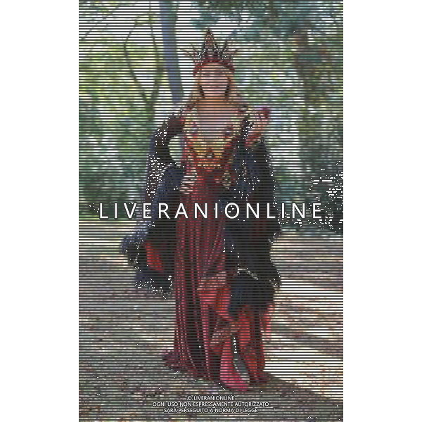 Patsy Kensit as the Wicked Witch in the pantomime of \'Snow White And The Seven Dwarfs\' at the Churchchill Theatre, Bromley 29th September 2011 / Patsy Kensit nella pantomima di \'Biancaneve ei sette nani\' al Teatro Churchchill, Bromley - AG.ALDO LIVERANI SAS- ITALY ONLY *** Local Caption *** .