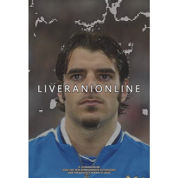 NAZIONALE ITALIANA CALCIO 2004 NELLA FOTO SIMONE PERROTTA AGENZIA ALDO LIVERANI