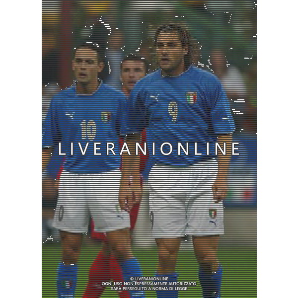 NAZIONALE ITALIANA CALCIO 2004 NELLA FOTO CRISTIAN VIERI AGENZIA ALDO LIVERANI