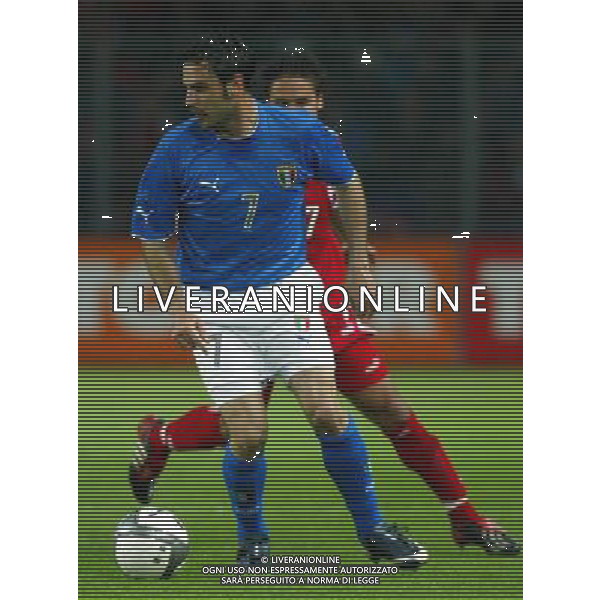 NAZIONALE ITALIANA CALCIO 2004 NELLA FOTO STEFANO FIORE AGENZIA ALDO LIVERANI