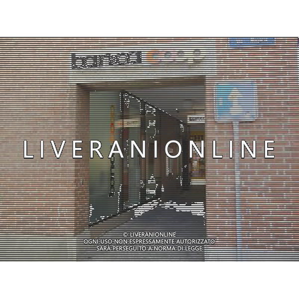 SVIZZERA- BELLINZONA SETTEMBRE 2011 NELLA FOTO BELLINZONA CITTA\' BANCA COOP AG ALDO LIVERANI S A S