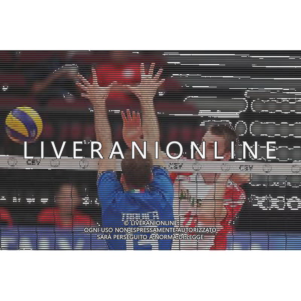 17.09.2011 WIEDEN,AUSTRIA (WIEN,AUSTRIA) - WIENERSTADT HALLE, SIATKOWKA MEZCZYZN (VOLLEYBALL MEN\'S), MISTRZOSTWA EUROPY W SIATKOWCE MEZCZYZN (MEN\'S VOLLEYBALL EUROPEAN CHMPIONSHIPS), POLFINAL (SEMI FINAL) MECZ POLSKA-WLOCHY (POLAND-ITALY) NZ MARCIN MOZDZONEK FOTO LUKASZ GROCHALA/ CYFRASPORT / NEWSPIX.PL --- Newspix.pl AG ALDO LIVERANI S A S ONLY ITALY *** Local Caption *** www.newspix.pl mail us: info@newspix.pl call us: 0048 022 23 22 222 --- Polish Picture Agency by Ringier Axel Springer Poland
