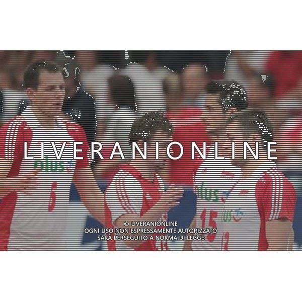 17.09.2011 WIEDEN,AUSTRIA (WIEN,AUSTRIA) - WIENERSTADT HALLE, SIATKOWKA MEZCZYZN (VOLLEYBALL MEN\'S), MISTRZOSTWA EUROPY W SIATKOWCE MEZCZYZN (MEN\'S VOLLEYBALL EUROPEAN CHMPIONSHIPS), POLFINAL (SEMI FINAL) MECZ POLSKA-WLOCHY (POLAND-ITALY) NZ POLSKA SMUTEK, PORAZKA; BARTOSZ KUREK, KRZYSZTOF IGNACZAK, MICHAL KUBIAK FOTO LUKASZ GROCHALA/ CYFRASPORT / NEWSPIX.PL --- Newspix.pl AG ALDO LIVERANI S A S ONLY ITALY *** Local Caption *** www.newspix.pl mail us: info@newspix.pl call us: 0048 022 23 22 222 --- Polish Picture Agency by Ringier Axel Springer Poland