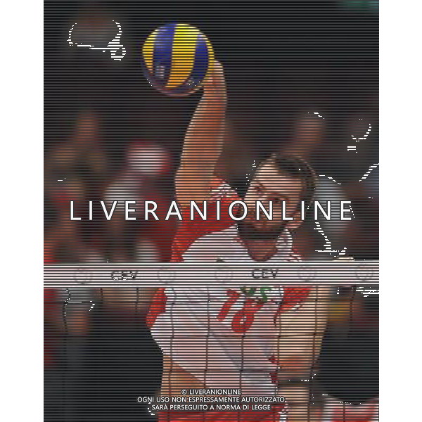 17.09.2011 WIEDEN VIENNA SIATKOWKA MEZCZYZN MISTRZOSTWA EUROPY W SIATKOWCE MEZCZYZN AUSTRIA CZECHY 2011 CEV MEN VOLLEYBALL EUROPEAN CHAMPIONSHIP SPOTKANIE BARAZOWE WLOCHY - POLSKA ITALY VS. POLAND QUARTER FINAL GAME N/Z MARCIN MOZDZONEK FOT LUKASZ LASKOWSKI / PRESSFOCUS NEWSPIXPL AG ALDO LIVERANI S A S ONLY ITALY