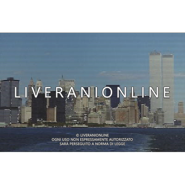 ARCHVIO NEW YORK - VEDUTA TORRI GEMELLE - TWINS TOWERS PH.ARCHIVIO AG.ALDO LIVERANI SAS