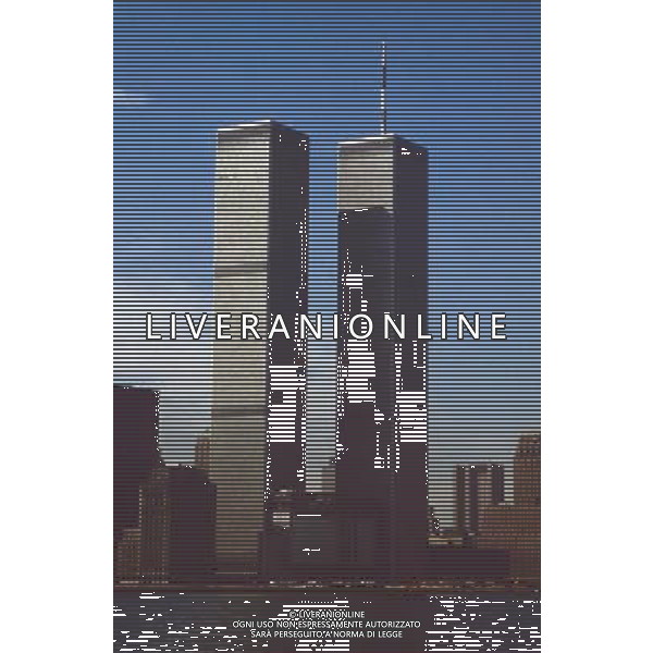 ARCHVIO NEW YORK - VEDUTA TORRI GEMELLE - TWINS TOWERS PH.ARCHIVIO AG.ALDO LIVERANI SAS