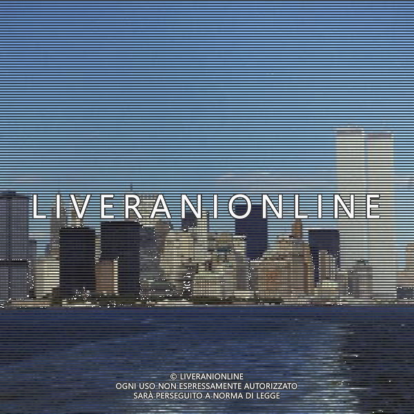 ARCHVIO NEW YORK - VEDUTA TORRI GEMELLE - TWINS TOWERS PH.ARCHIVIO AG.ALDO LIVERANI SAS