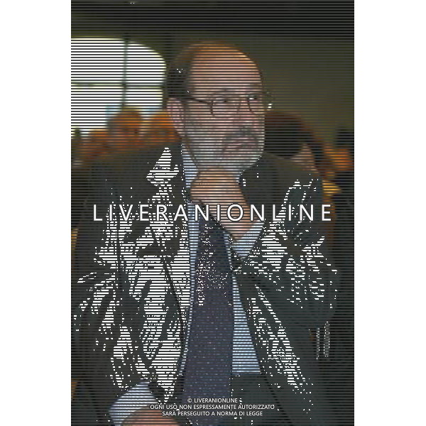 MILANO 4/5/2004 SPAZIO KRIZIA VIA MANIN, 21 INCONTRO CON GIOVANNI SARTORI IN OCCASIONE DELLA PUBBLICAZIONE DEL SUO LIBRO: -MALA TEMPORA- NELLA FOTO UMBERTO ECO FOTO MARIO ROMANO/AG ALDO LIVERANI