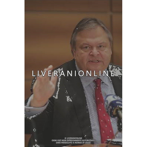(111004) -- ATHENS, Oct. 4, 2011 () -- Greek Deputy Prime Minister and Finance Minister Evangelos Venizelos speaks during a press conference in Athens Oct. 4, 2011. Greek cash reserves are adequate to cover the country\'s financial needs up to mid-November, Evangelos Venizelos assured on Tuesday. (/Marios Lolos) (nxl) AG ALDO LIVERANI S A S ONLY ITALY