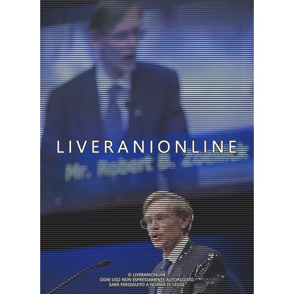 (110923) -- WASHINGTON D.C., Sept. 23, 2011 () -- World Bank President Robert Zoellick speaks during the Plenary Session of the Annual Meetings of the World Bank and International Monetary Fund (IMF) in Washington D.C., capital of the United States, Sept. 23, 2011. High-ranking finance and banking officials and experts from around the world began meetings here Friday to discuss solutions to renewed challenges facing the global economy. (/Zhang Jun) AG ALDO LIVERANI S A S ONLY ITALY
