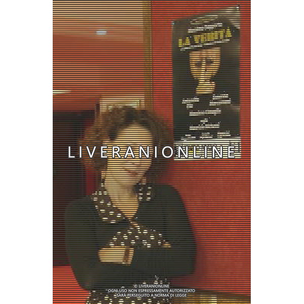 MILANO - 10-10-2011 TEATRO NUOVO SAN BABILA PRESENTAZIONE DELLO SPETTACOLO TEATRALE \'LA VERITA\' \' DIRETTO DA GUIDO NICHETTI NELLA FOTO SUSANNA MARCOMENI PH.FIOCHI/ALDO LIVERANI SAS