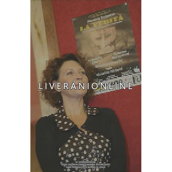 MILANO - 10-10-2011 TEATRO NUOVO SAN BABILA PRESENTAZIONE DELLO SPETTACOLO TEATRALE \'LA VERITA\' \' DIRETTO DA GUIDO NICHETTI NELLA FOTO SUSANNA MARCOMENI PH.FIOCHI/ALDO LIVERANI SAS