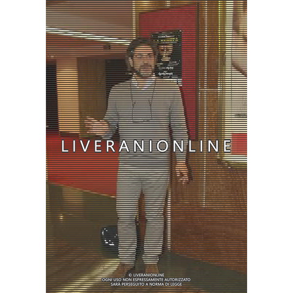 MILANO - 10-10-2011 TEATRO NUOVO SAN BABILA PRESENTAZIONE DELLO SPETTACOLO TEATRALE \'LA VERITA\' \' DIRETTO DA GUIDO NICHETTI NELLA FOTO MASSIMO CIMAGLIA PH.FIOCHI/ALDO LIVERANI SAS