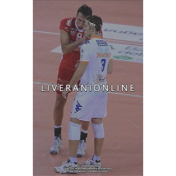 Lega Volley Serie A1 Maschile 2011/2012 3¡ Giornata Modena - 09.10.2011 Casa Modena-Acqua Paradiso Monza Brianza Nella Foto:Salvatore Rossini-Marco Molteni /Ph.Vitez-Ag. Aldo Liverani