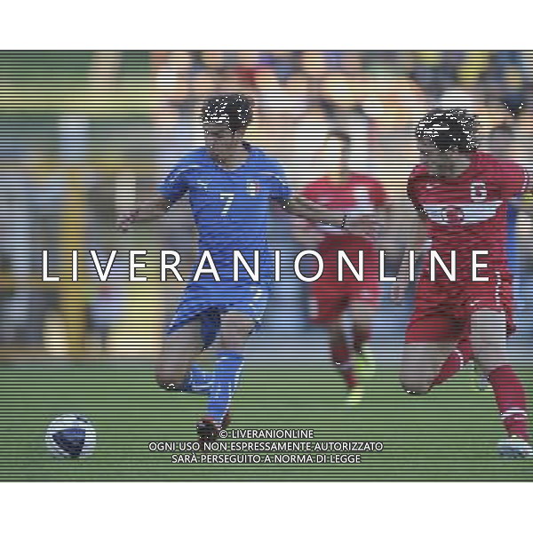 Rieti - 11/10/2011 - Stadio Centro d Italia-Manlio Scopigno - Qualificazioni Europeo Under 21 - Italia vs Turchia - nella foto: riccardo saponara e gulle Â© Fabrizio Corradetti - Ag. Aldo Liverani sas