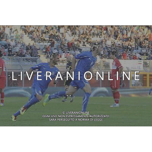 Rieti - 11/10/2011 - Stadio Centro d Italia-Manlio Scopigno - Qualificazioni Europeo Under 21 - Italia vs Turchia - nella foto: l\'esultanza di mattia destro con lorenzo insigne Â© Fabrizio Corradetti - Ag. Aldo Liverani sas