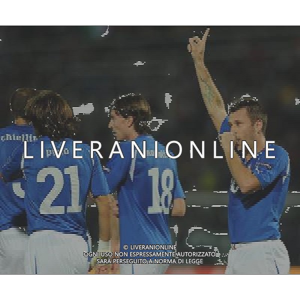 Qualificazioni ai Campionati Europei UEFA EURO 2012 Gruppo C Pescara - 11.10.2011 Italia-Irlanda del Nord Nella Foto: abbracci esultanza dopo il gol di antonio cassano /Ph.Vitez-Ag. Aldo Liverani