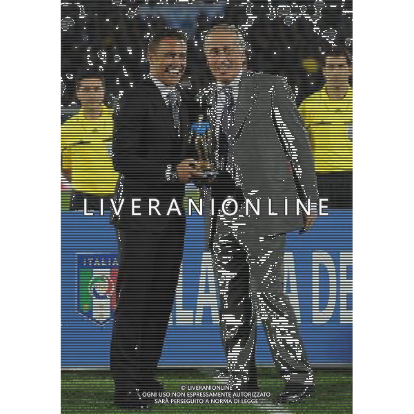 Qualificazioni ai Campionati Europei UEFA EURO 2012 Gruppo C Pescara - 11.10.2011 Italia-Irlanda del Nord Nella Foto:Fabio Cannavaro-Giancarlo Abete /Ph.Vitez-Ag. Aldo Liverani