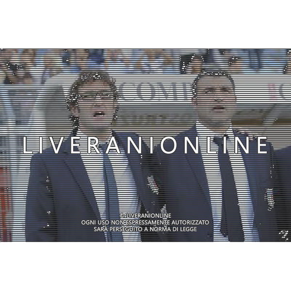 Rieti - 11/10/2011 - Stadio Centro dâ€™Italia-Manlio Scopigno - Qualificazioni Europeo Under 21 - Italia vs Turchia - nella foto: Ciro Ferrara ed Angelo Peruzzi cantano l\'inno nazionale Â© Fabrizio Corradetti - Ag. Aldo Liverani sas