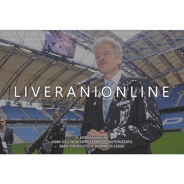 12.10.2011 POZNAN STADION MIEJSKI. PILKA NOZNA BRIEFING PRASOWY Z PREZYDENTEM UEFA MICHAELEM PLATINI (PRESS CONFERENCE WITH THE PRESIDENT OF UEFA MICHAEL PLATINI) NZ/ PREZYDENT POZNANIA RYSZARD GROBELNY FOT. JAKUB KACZMARCZYK / PRESSFOCUS NEWSPIXPL --- Newspix.pl /ag aldo liverani/ - ITALY ONLY -12/10/2011 VISITA E CONFERENZA STAMPA DEL PRESIDENTE DELLA UEFA Michael Platini *** Local Caption *** .