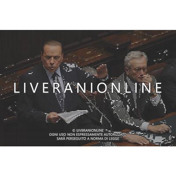 Roma - 13/10/2011 - Montecitorio - Comunicazioni del Presidente del Consiglio Silvio Berlusconi alla Camera - nella foto: Silvio Berlusconi e giulio tremonti ©Fabrizio Corradetti - Ag. Aldo Liverani sas