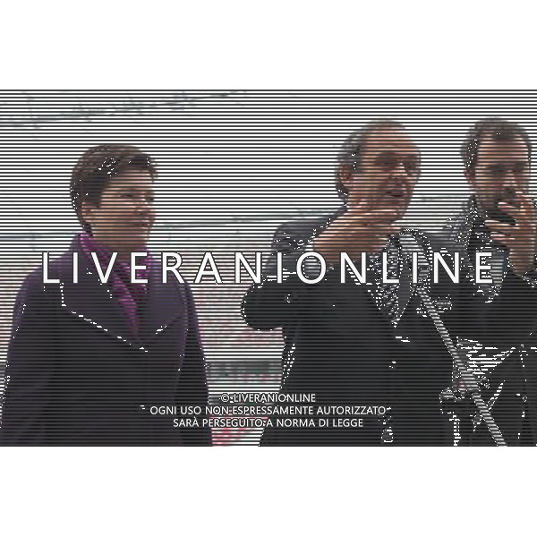 12.10.2011 WARSZAWA ULICA WYBRZEZE KOSCIUSZKOWSKIE STADION NARODOWY ARENA MISTRZOSTW UEFA EURO 2012 OFICJALNA WIZYTA PREZYDENTA UEFA MICHELA PLATINI W POLSCE WIZYTACJA STADIONU NZ. HANNA ZDANOWSKA (L) MICHEL PLATINI (P) ( POLAND SPORT FOOTBALL ) FOTO LUKASZ GROCHALA/CYFRASPORT/NEWSPIX.PL --- Newspix.pl AG ALDO LIVERANI S A S ONLY ITALY *** Local Caption *** www.newspix.pl mail us: info@newspix.pl call us: 0048 022 23 22 222 --- Polish Picture Agency by Ringier Axel Springer Poland