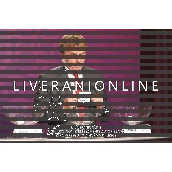 13.10.2011 KRAKOW ULICA POWISLE HOTEL SHERATON LOSOWANIE PAR BARAZOWYCH ELIMINACJI UEFA EURO 2012 POLSKA â€“ UKRAINA DRAW PLAY-OFF NZ. ZBIGNIEW BONIEK ( POLAND SPORT FOOTBALL ) FOTO MATEUSZ TRZUSKOWSKI/CYFRASPORT/NEWSPIX.PL --- Newspix.pl AG ALDO LIVERANI S A S ONLY ITALY *** Local Caption *** www.newspix.pl mail us: info@newspix.pl call us: 0048 022 23 22 222 --- Polish Picture Agency by Ringier Axel Springer Poland