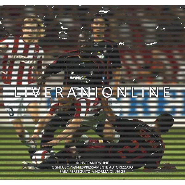 BELGRADO INTERNATIONAL FOOTBALL 22/08/2006 CHAMPIONS LEAGUE 2006-2007 STELLA ROSSA _ AC MILAN A.C. 1-2 NELLA FOTO DUSAN DJOKIC - SERGINHO PH GIAVELLI/AG. ALDO LIVERANI 