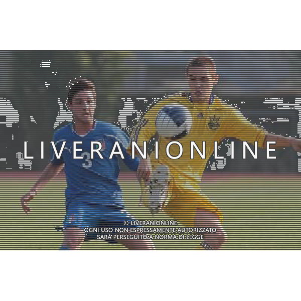 ROSA\' (VI) - Stadio della Padania \' Toni Zen\' CALCIO: Under 18 - Amichevole - Italia vs Ucraina NELLA FOTO: LANCINI - CHEREDA © Paola Garbuio - Ag. Aldo Liverani sas
