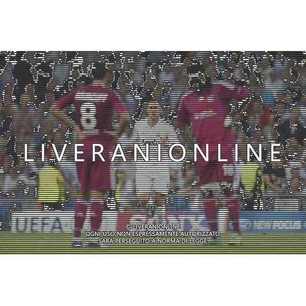 Real Madrid\'s Karim Benzema goal during Champions League match on october 18th, 2011 Photo: Cesar Cebolla / ALFAQUI CHAMPIONS LEAGUE REAL MADRID LIONE AGENZIA ALDO LIVERANI ITALY ONLY