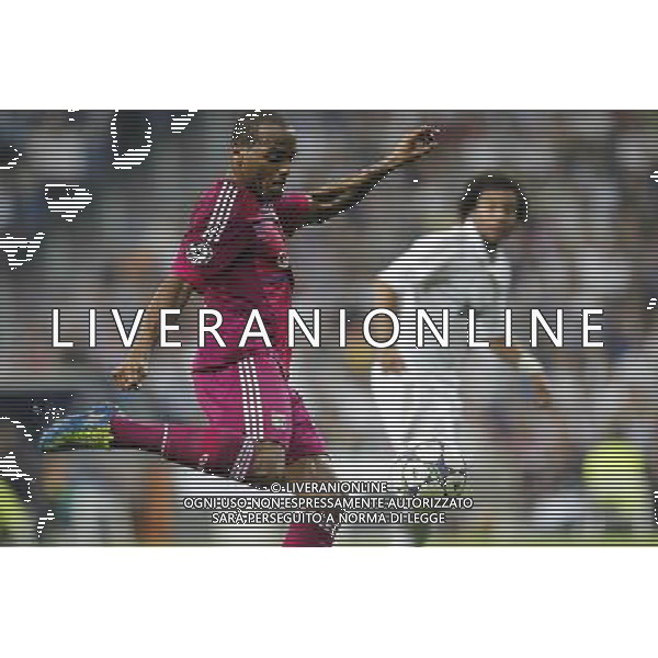Real Madrid\'s Marcelo and Olympique Lyonaise\' Jimmy Briand during Champions League match on october 18th, 2011 Photo: Cesar Cebolla / ALFAQUI CHAMPIONS LEAGUE REAL MADRID LIONE AGENZIA ALDO LIVERANI ITALY ONLY