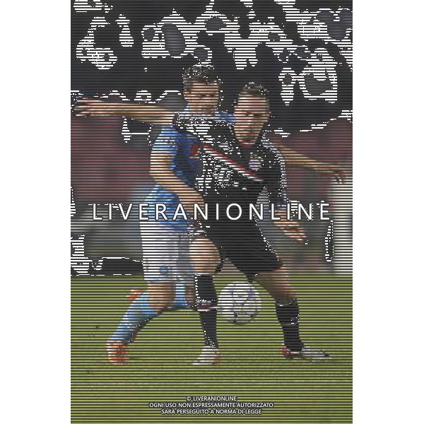Napoli - 17/10/2011 - Stadio San Paolo - Uefa Champions League 2011/2012 - Fase a gironi (Gruppo A) - Napoli vs Bayern - nella foto: Franck Ribery e Christian Maggio å© Fabrizio Corradetti - Ag. Aldo Liverani sas