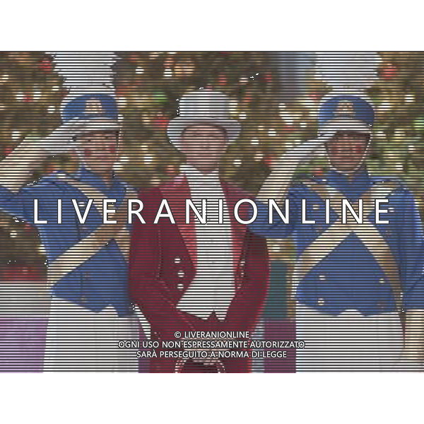 (L-r) JOHN CHO as Harold, NEIL PATRICK HARRIS as himself and KAL PENN as Kumar in New Line CinemaÕs and Mandate PicturesÕ comedy ÒA VERY HAROLD \' KUMAR 3D CHRISTMAS,Ó a Warner Bros. Pictures release.Photo by Darren Michaels