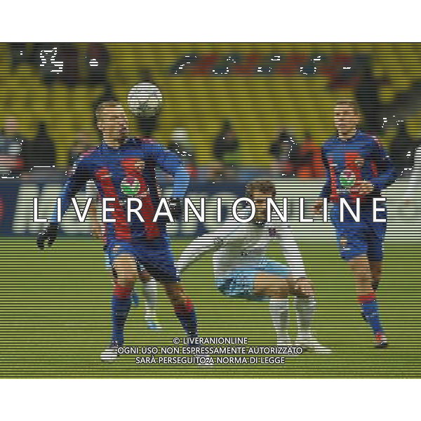 UEFA Champions League Group B soccer match between CSKA Moscow and Trabzonspor at Luzhniki stadium in Moscow, Russia, 18 October 2011. Pictured:Vasili Berezutski (L) and Semen Fadatov (R) of CSKA Moscow and Halil Altintýop (C) of Trabzonspor. LIGA MISTRZOW SEZON 2011/2012 PILKA NOZNA CSKA MOSKWA vs TRABZONSPOR FOT.SESKIM PHOTO/NEWSPIX.PL TURKEY, GERMANY, AUSTRIA AND UK OUT !!! --- Newspix.pl CSKA Moscow and Trabzonspor champions league ©AG ALDO LIVERANI SAS ITALY ONLY *** Local Caption *** .