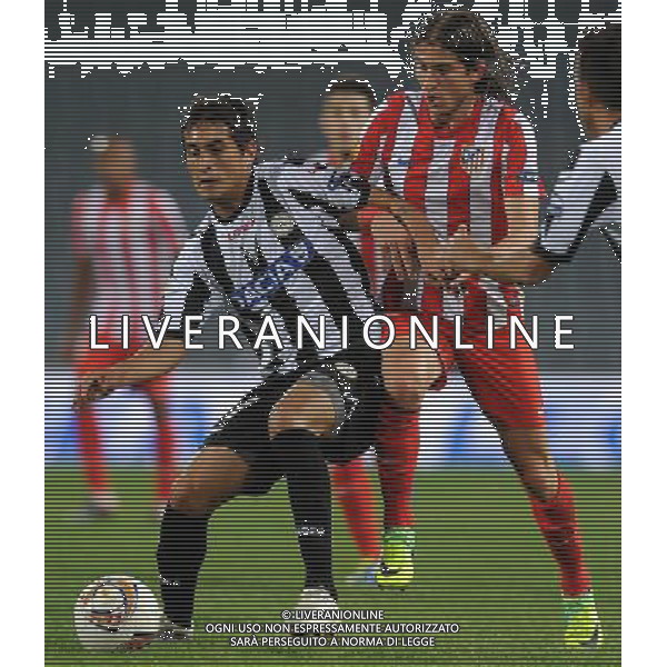 UEFA Europa League 2011/2012 Gruppo I Udine - 20.10.2011 Udinese-Atletico Madrid Nella Foto:pereyra-filipe luis /Ph.Vitez-Ag. Aldo Liverani