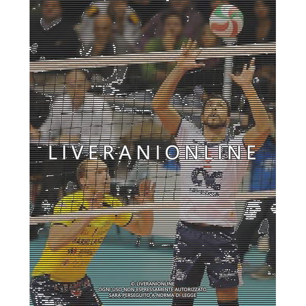 Lega Volley Serie A1 Maschile 2011/2012 5Â° Giornata Ravenna - 22.10.2011 CMC Ravenna-Marmi Lanza Verona Nella Foto:Corvetta Antonio /Ph.Vitez-Ag. Aldo Liverani