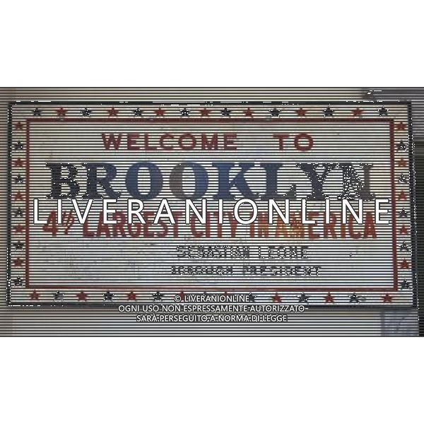The famous \'Welcome to Brooklyn\' sign now hangs at Brooklyn Borough Hall in New York, seen on Thursday, October 7, 2010. The sign, which was featured in the opening credits of the 1970\'s hit sitcom \'Welcome Back Kotter\' originally hung at the ramp to the Verrazano Bridge. The sign used in the television show has disappeared and this is the sign that was hung in 1976 for the bicentennial. ( Richard B. Levine) new york city - situazioni ©photoshot/AG ALDO LIVERANI SAS ITALY ONLY