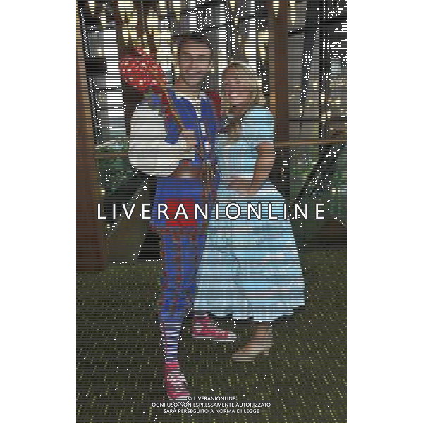 Jonathan Wilkes and Suzanne Carley at the Aylesbury Waterside TheatreÍs pantomime launch 21/10/2011 Dick Whittington - ©photoshot/Agenzia Aldo Liverani Sas - ITALY ONLY - EDITORIAL USE ONLY -