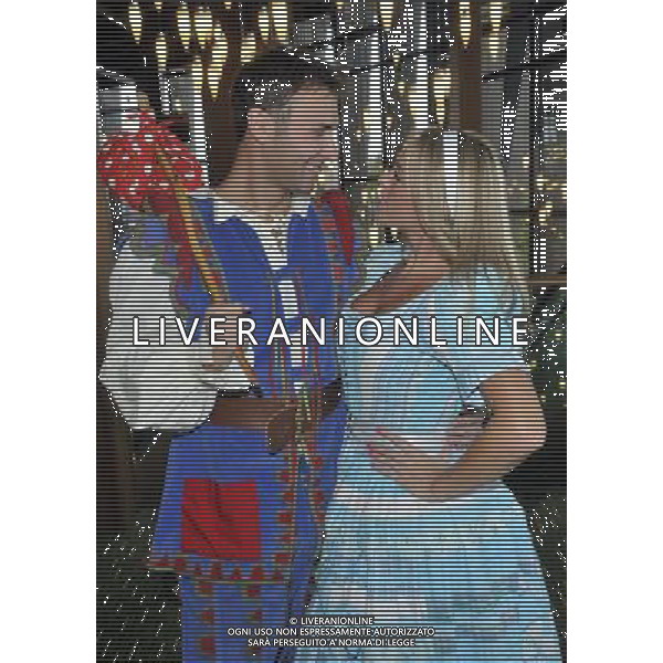 Jonathan Wilkes and Suzanne Carley at the Aylesbury Waterside TheatreÍs pantomime launch 21/10/2011 Dick Whittington - ©photoshot/Agenzia Aldo Liverani Sas - ITALY ONLY - EDITORIAL USE ONLY -