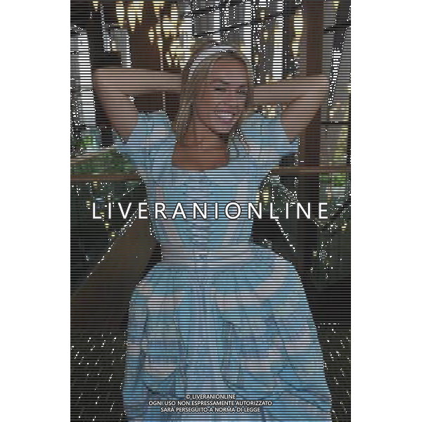 Suzanne Carley at the Aylesbury Waterside TheatreÕs pantomime launch 21/10/2011 Dick Whittington - ©photoshot/Agenzia Aldo Liverani Sas - ITALY ONLY - EDITORIAL USE ONLY -