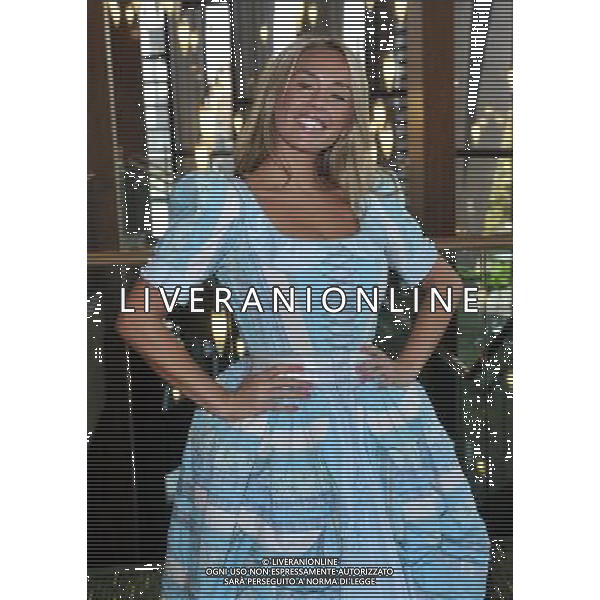 Suzanne Carley at the Aylesbury Waterside TheatreÕs pantomime launch 21/10/2011 Dick Whittington - ©photoshot/Agenzia Aldo Liverani Sas - ITALY ONLY - EDITORIAL USE ONLY -