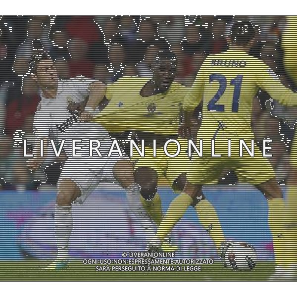 Real Madrid\'s Cristiano Ronaldo and Villarreal\'s Zapata during Spanish League match on october 26thh, 2011 Photo: Cid-Fuentes / Cebolla / ALFAQUI AG ALDO LIVERANI S A S ONLY ITALY