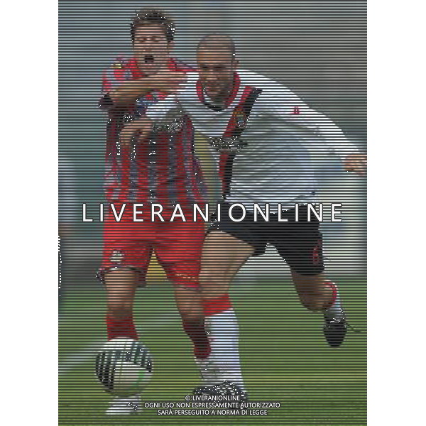 Lega Pro 1Â° Divisione Girone B 2011/2012 10Â°Giornata Cremona - 30.10.2011 Cremonese-Virtus Lanciano Nella Foto:Musetti Riccardo-Amenta Federico /Ph.Vitez-Ag. Aldo Liverani