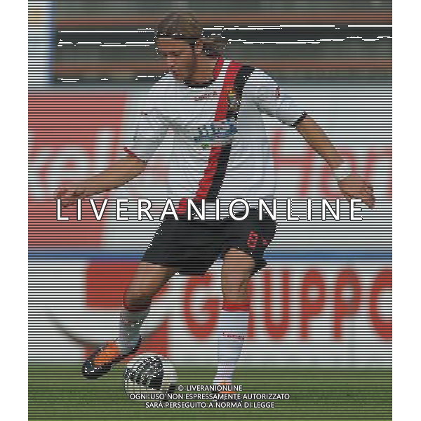 Lega Pro 1¡ Divisione Girone B 2011/2012 10¡Giornata Cremona - 30.10.2011 Cremonese-Virtus Lanciano Nella Foto:Capece Giorgio /Ph.Vitez-Ag. Aldo Liverani